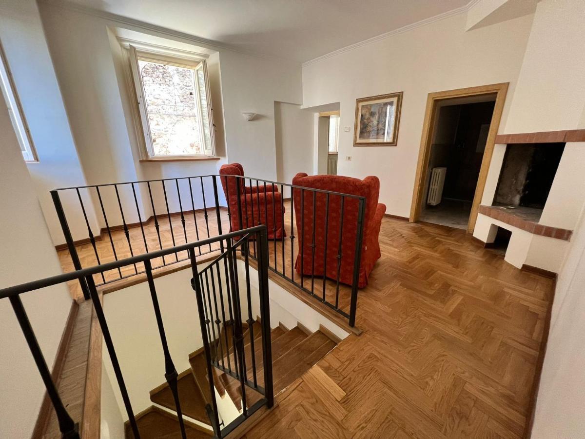 Apartament Vicoli E Arte Spoleto Zewnętrze zdjęcie